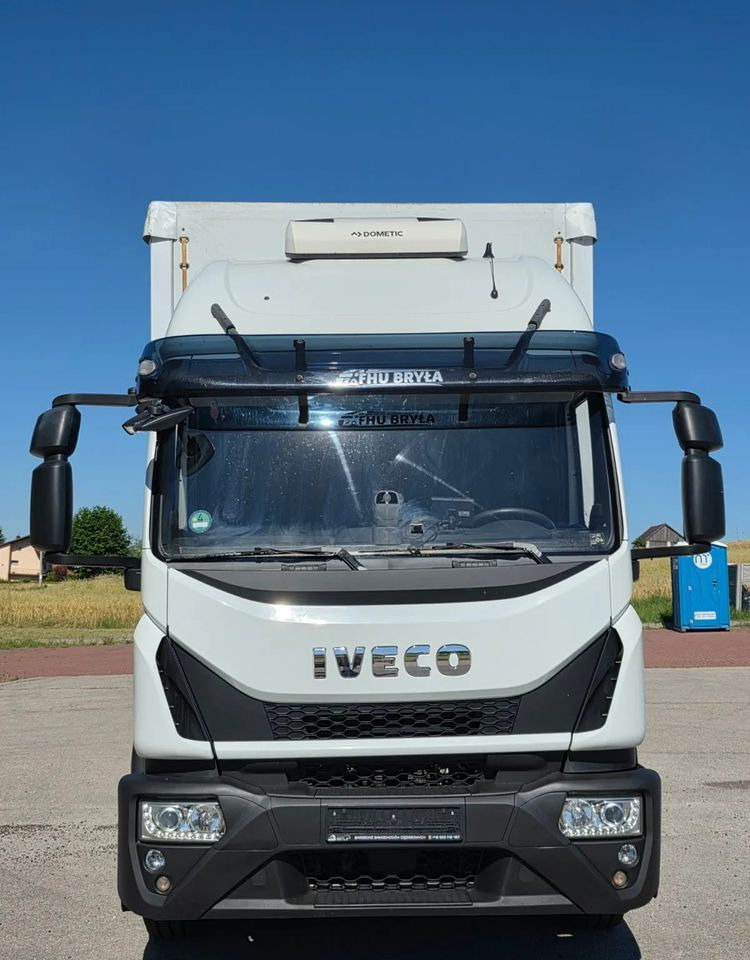 Iveco EUROCARGO 160E320/FIRANKA/WINDA/AUTOMAT/NISKI PRZEBIEG/E6/SPROWADZONY/PIERWSZY WŁAŚCICIEL - משאית וילונות צד: תמונה 3 Iveco EUROCARGO 160E320/FIRANKA/WINDA/AUTOMAT/NISKI PRZEBIEG/E6/SPROWADZONY/PIERWSZY WŁAŚCICIEL - משאית וילונות צד: תמונה 3