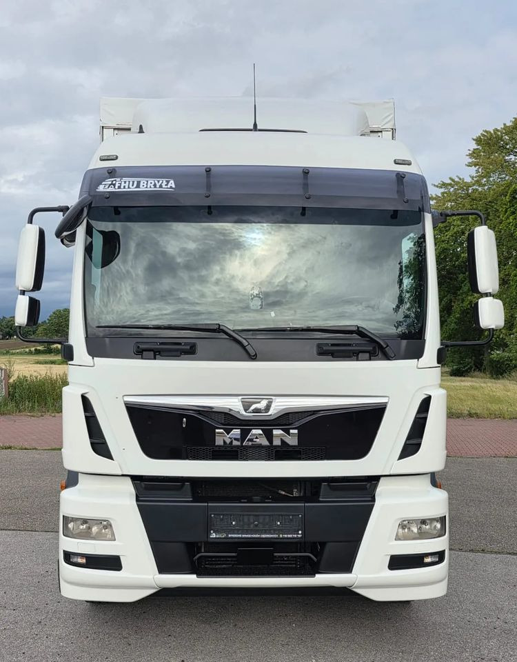 MAN TGM 18.290 / 18.250 /E6 / 22 PALETY / AUTOMAT / ZSUWANY DACH ORAZ BOKI / 9700 ŁADOWNOŚĆ / SERWISOWANY / NISKI PRZEBIEG / WINDA / FIRANKA / SPROWADZONY / 2019 / 335 TYŚ PRZEBIEG / PIERWSZY WŁAŚCIC - משאית וילונות צד: תמונה 3 MAN TGM 18.290 / 18.250 /E6 / 22 PALETY / AUTOMAT / ZSUWANY DACH ORAZ BOKI / 9700 ŁADOWNOŚĆ / SERWISOWANY / NISKI PRZEBIEG / WINDA / FIRANKA / SPROWADZONY / 2019 / 335 TYŚ PRZEBIEG / PIERWSZY WŁAŚCIC - משאית וילונות צד: תמונה 3