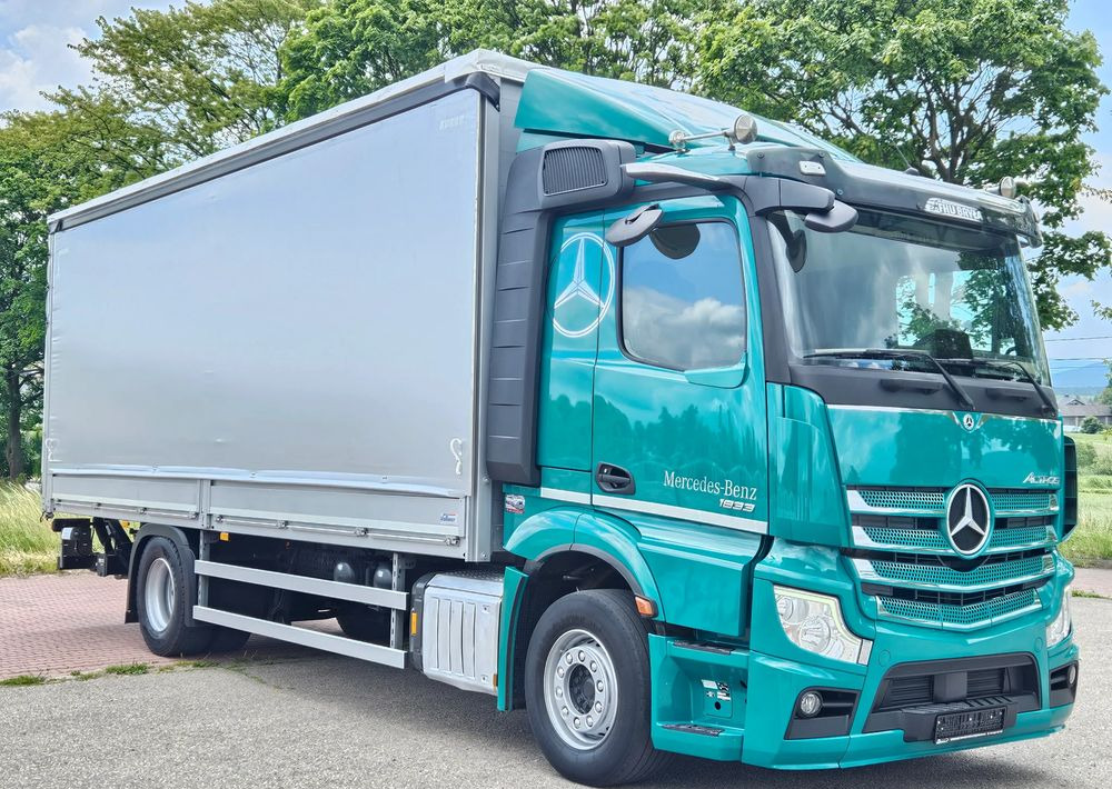 Mercedes-Benz ACTROS 1833 / BURTO-FIRANKA / WINDA / 18 PALET / 8600 ŁADOWNOŚĆ / AUTOMAT / DUŻY SILNIK / 10.2019 ROK / SYPIALKA / LEDY / KAMERY / VIRTUAL COCPIT/ JAK NOWY - משאית וילונות צד: תמונה 2 Mercedes-Benz ACTROS 1833 / BURTO-FIRANKA / WINDA / 18 PALET / 8600 ŁADOWNOŚĆ / AUTOMAT / DUŻY SILNIK / 10.2019 ROK / SYPIALKA / LEDY / KAMERY / VIRTUAL COCPIT/ JAK NOWY - משאית וילונות צד: תמונה 2