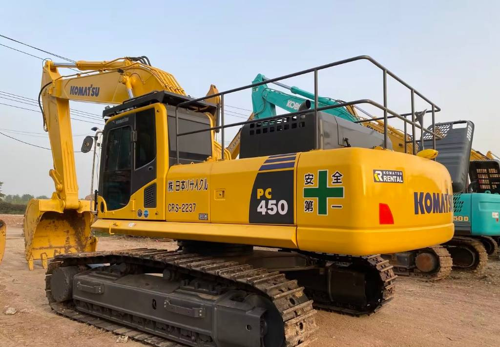KOMATSU PC 450-8 - מחפר סורק: תמונה 1 KOMATSU PC 450-8 - מחפר סורק: תמונה 1