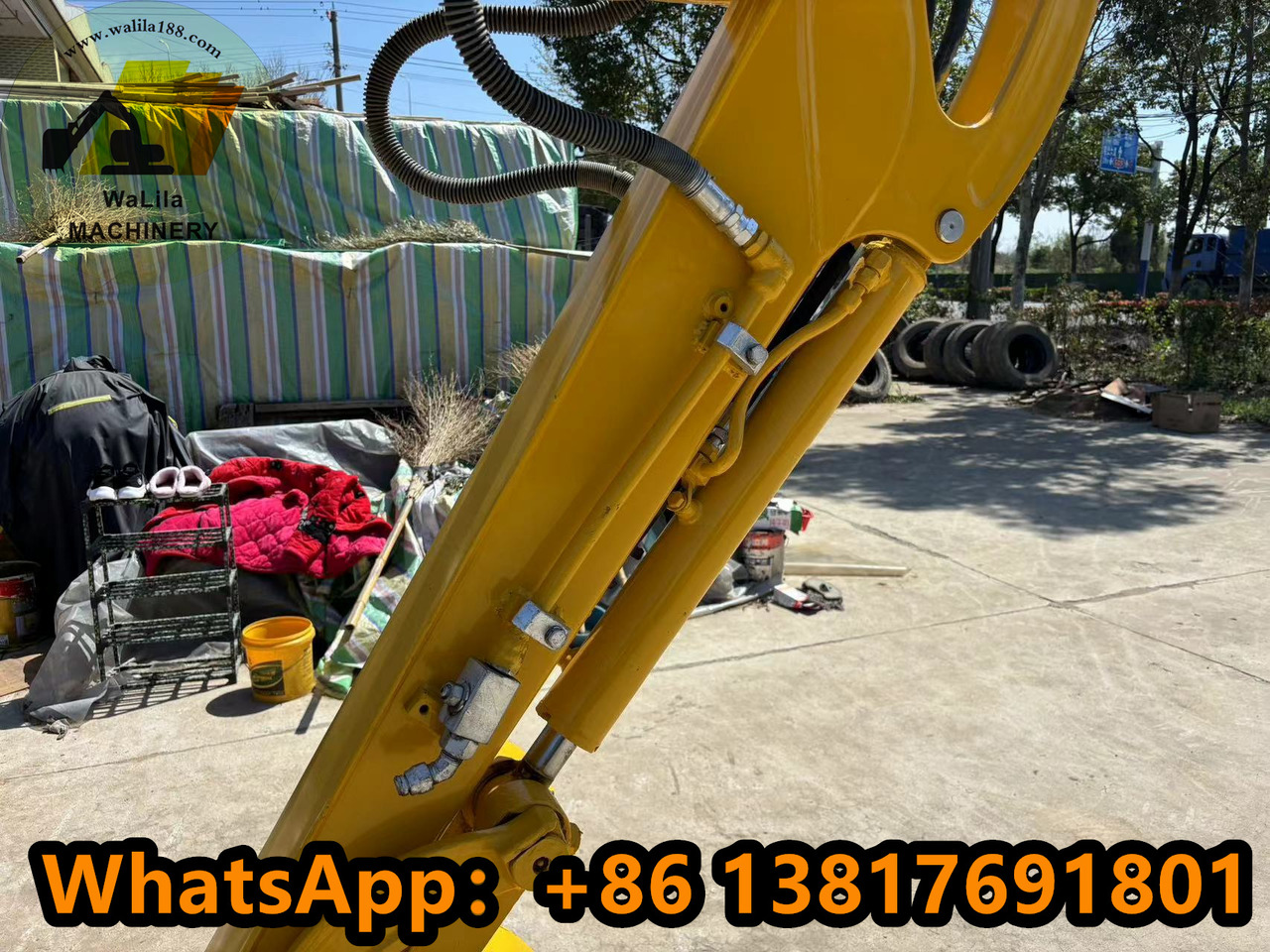 KOMATSU Pc35 - מיני מחפר: תמונה 3 KOMATSU Pc35 - מיני מחפר: תמונה 3