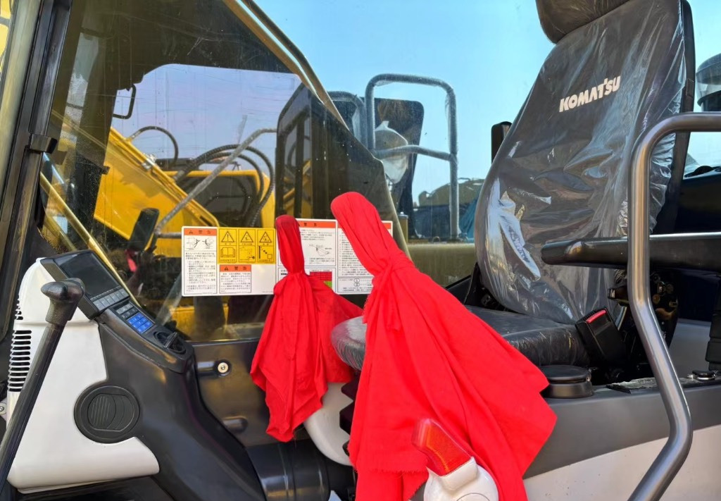 Komatsu PC 210 LC-8 - מחפר סורק: תמונה 5 Komatsu PC 210 LC-8 - מחפר סורק: תמונה 5