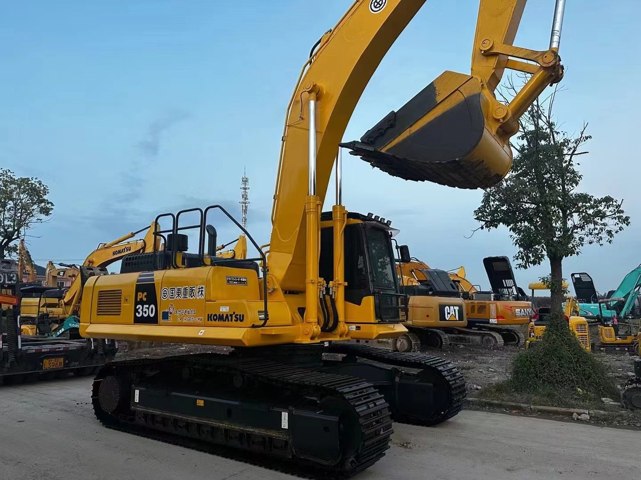 Komatsu PC 350-7 PC350 - מחפר סורק: תמונה 1 Komatsu PC 350-7 PC350 - מחפר סורק: תמונה 1