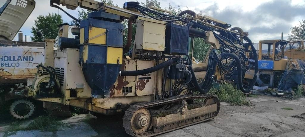 Atlas Copco ROC 812 - אסדת קידוח: תמונה 3 Atlas Copco ROC 812 - אסדת קידוח: תמונה 3