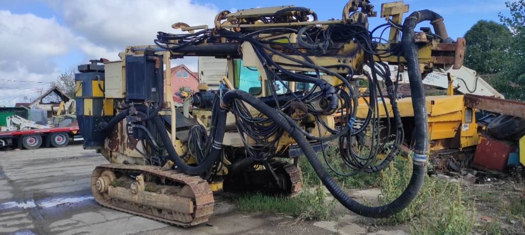Atlas Copco ROC 812 - אסדת קידוח: תמונה 1 Atlas Copco ROC 812 - אסדת קידוח: תמונה 1