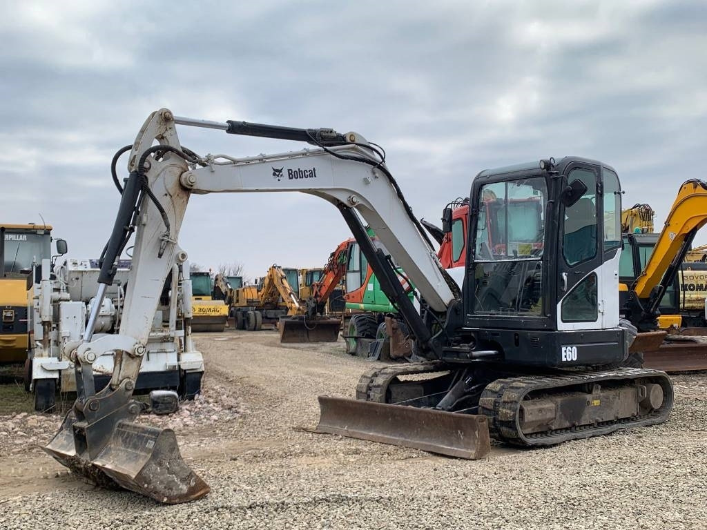 Bobcat E 60 - מיני מחפר: תמונה 1 Bobcat E 60 - מיני מחפר: תמונה 1