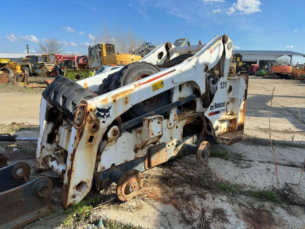 Bobcat S 770 FOR PARTS - מעמיס היגוי החלקה: תמונה 3 Bobcat S 770 FOR PARTS - מעמיס היגוי החלקה: תמונה 3