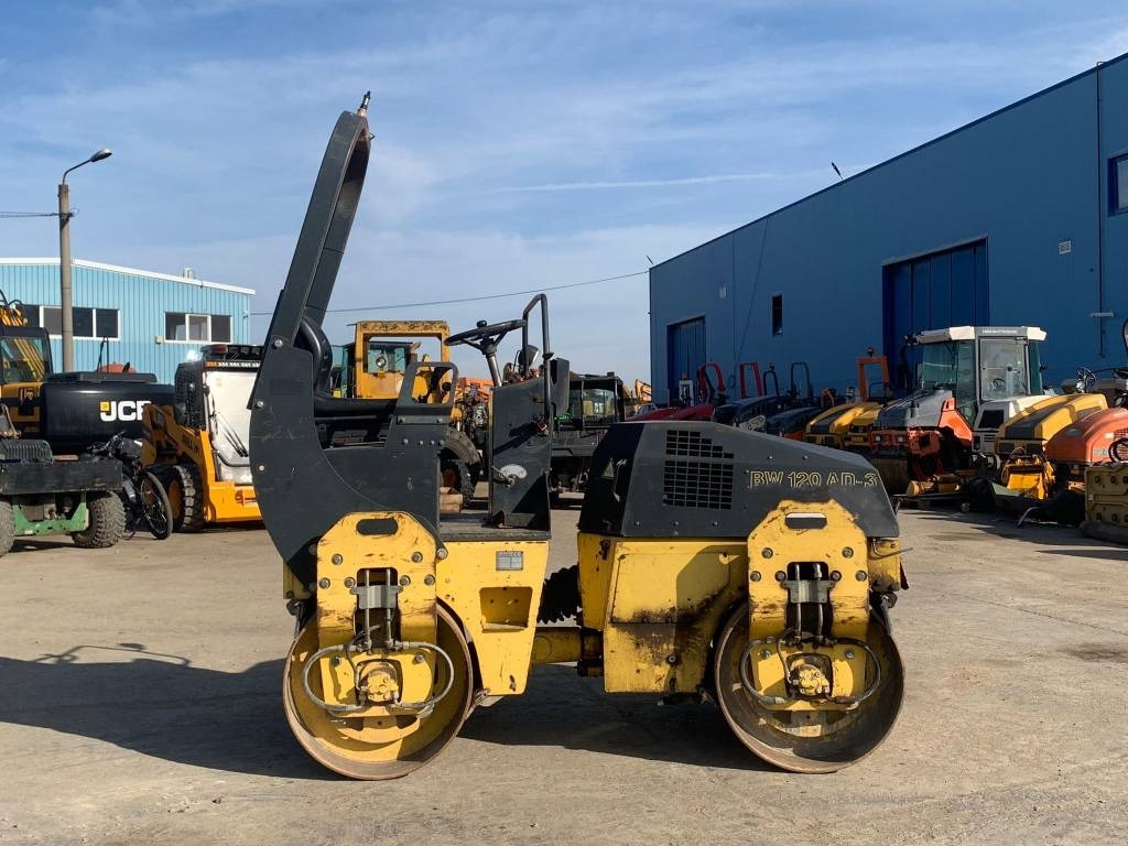 Bomag BW 120 AD-3 - רולר כביש: תמונה 2 Bomag BW 120 AD-3 - רולר כביש: תמונה 2