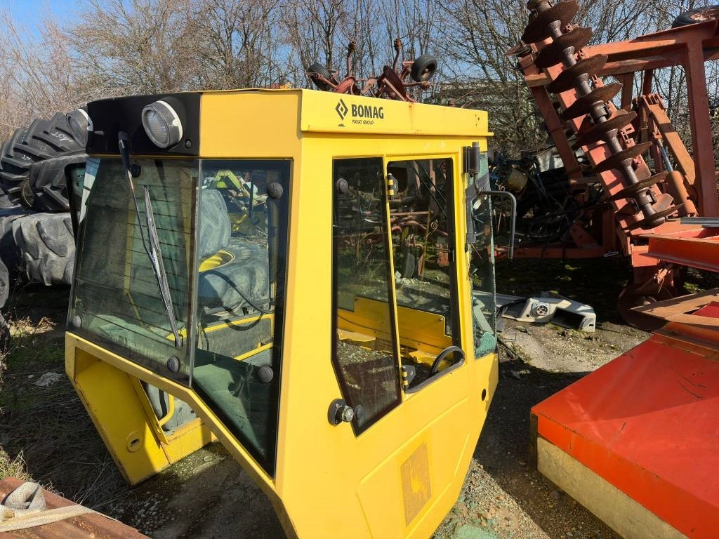 Bomag BW 177-226 D/DH CABIN - תא עבור מכונת בנייה: תמונה 1 Bomag BW 177-226 D/DH CABIN - תא עבור מכונת בנייה: תמונה 1