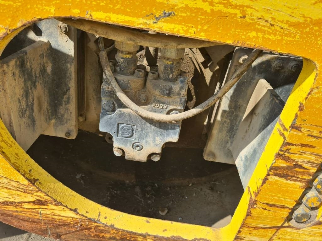 Bomag BW 213 D H-4 FOR PARTS - מדחס: תמונה 5 Bomag BW 213 D H-4 FOR PARTS - מדחס: תמונה 5