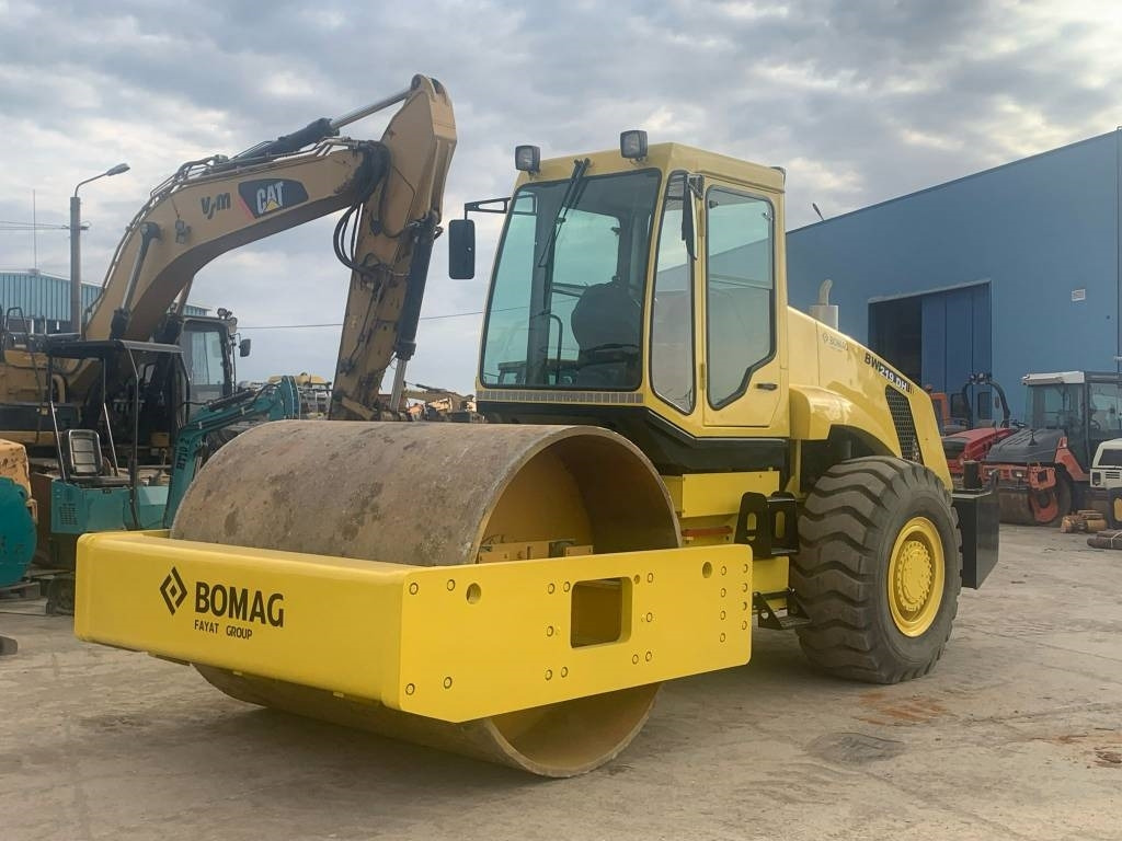 Bomag Shantui BW219DH - מדחס: תמונה 4 Bomag Shantui BW219DH - מדחס: תמונה 4
