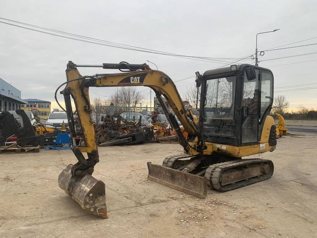 CAT 302.5 - מיני מחפר: תמונה 1 CAT 302.5 - מיני מחפר: תמונה 1