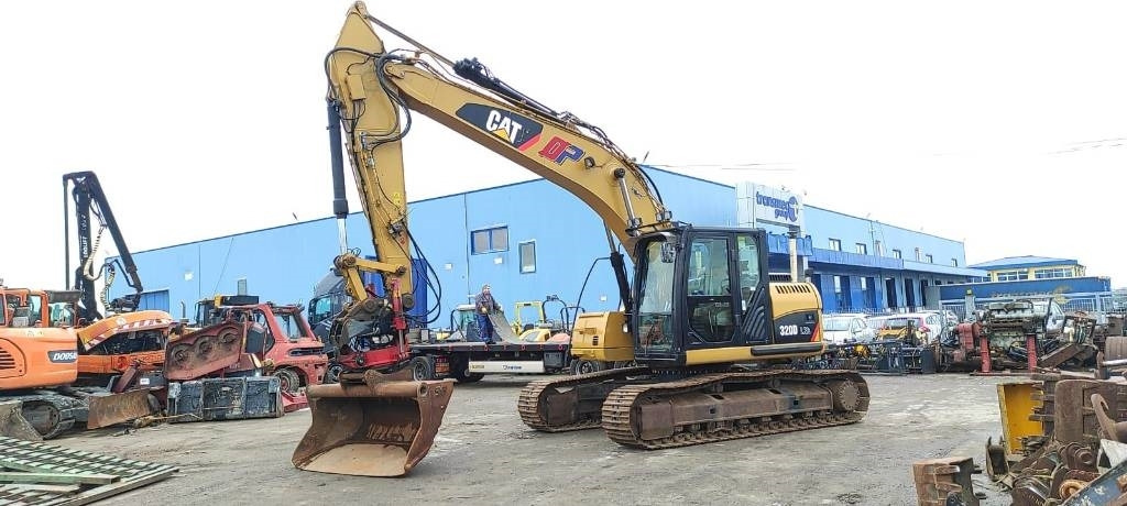 CAT 320 D - מחפר סורק: תמונה 1 CAT 320 D - מחפר סורק: תמונה 1