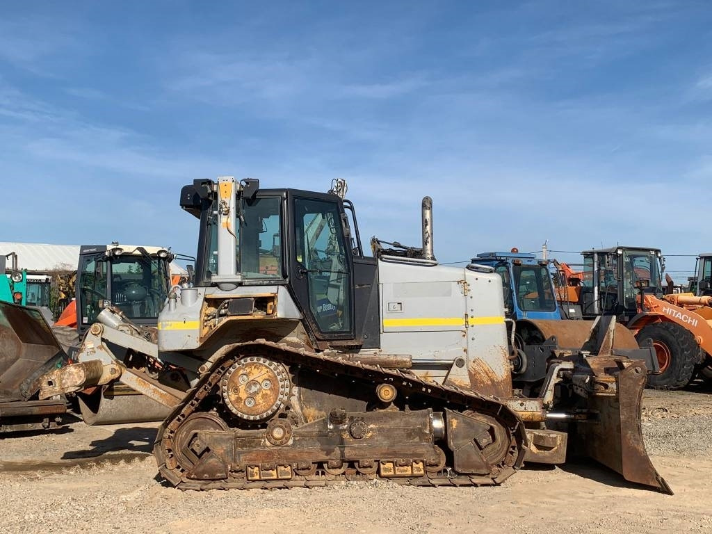 CAT D 6 N - דחפור: תמונה 3 CAT D 6 N - דחפור: תמונה 3