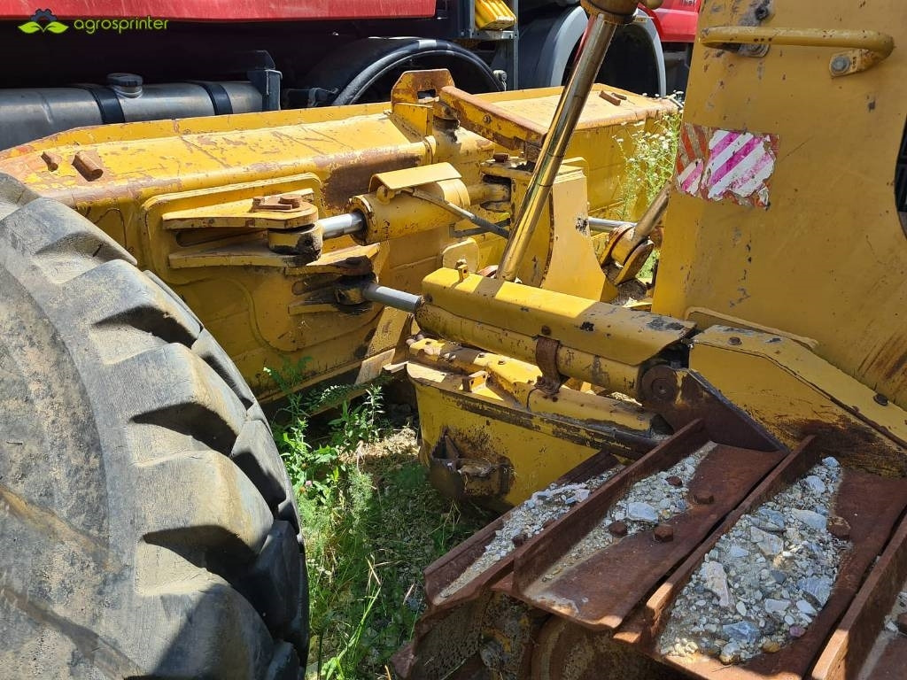 CAT D 6 R XL - דחפור: תמונה 3 CAT D 6 R XL - דחפור: תמונה 3