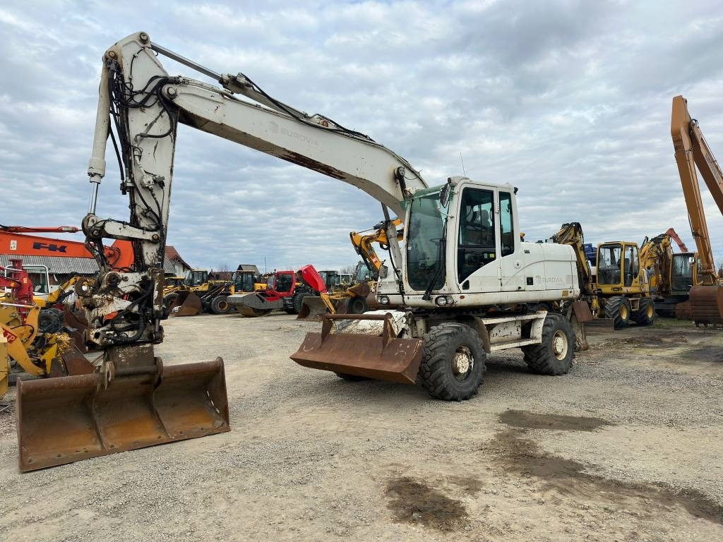 CAT M 316 D - מחפר גלגלים: תמונה 1 CAT M 316 D - מחפר גלגלים: תמונה 1