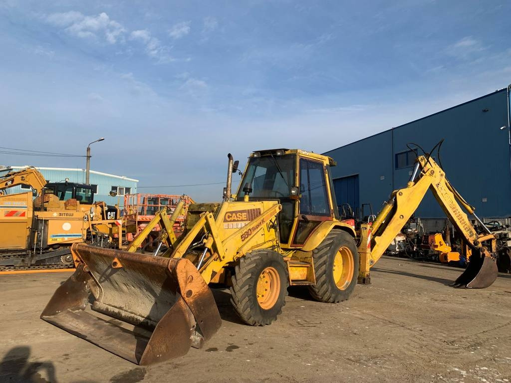 Case 580 K - מחפרון: תמונה 1 Case 580 K - מחפרון: תמונה 1