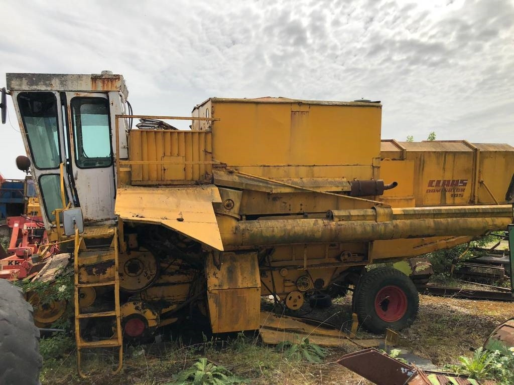 Claas Dominator FOR PARTS - מקצרת קומבינה: תמונה 1 Claas Dominator FOR PARTS - מקצרת קומבינה: תמונה 1