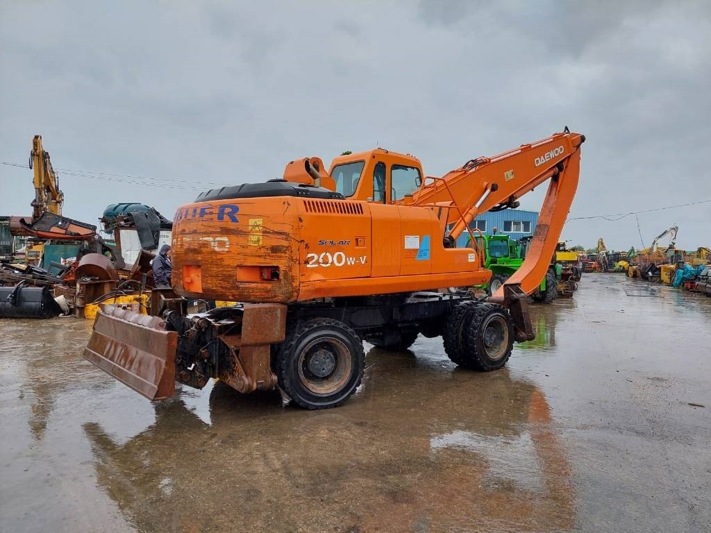 Daewoo Doosan S200W-V - מחפר: תמונה 3 Daewoo Doosan S200W-V - מחפר: תמונה 3
