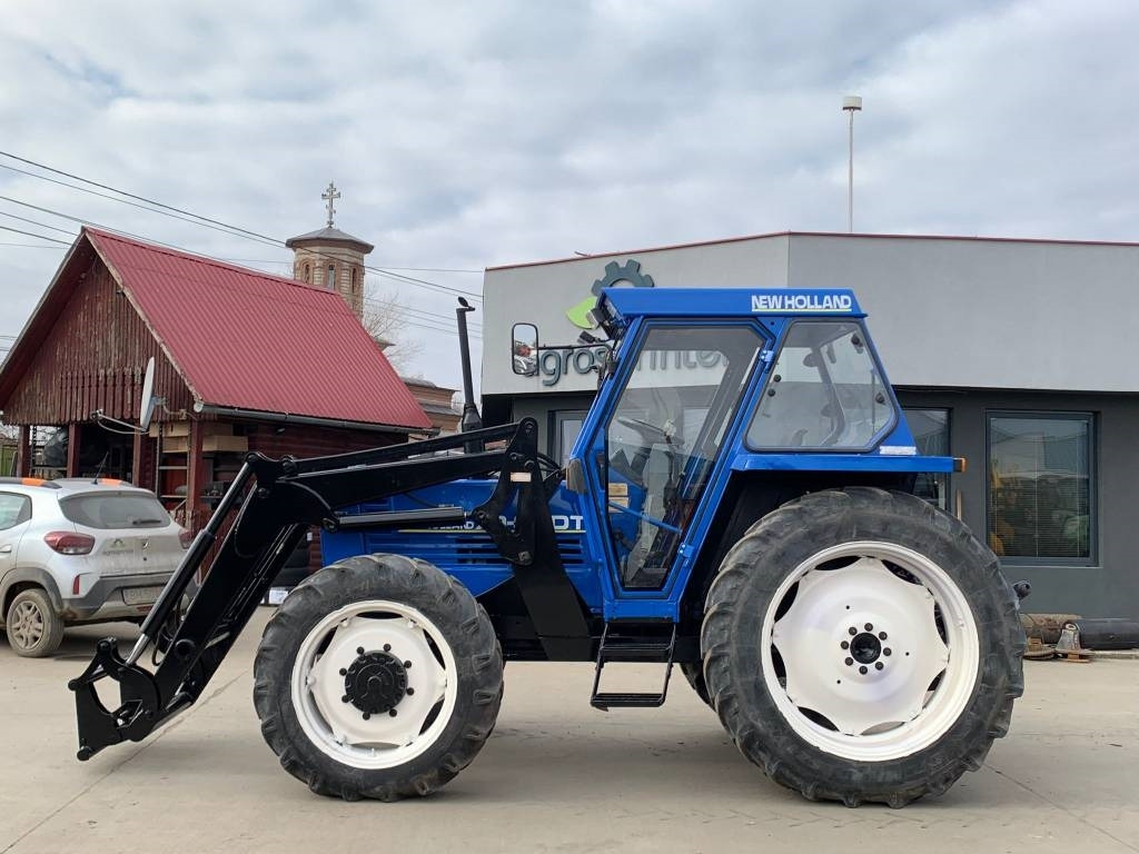 Fiat New Holland 70-90DT - טרקטור חקלאי: תמונה 3 Fiat New Holland 70-90DT - טרקטור חקלאי: תמונה 3