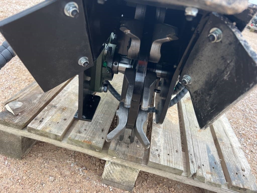 Future FT-SG45 Stump Grinder - מטחנת גדמים: תמונה 5 Future FT-SG45 Stump Grinder - מטחנת גדמים: תמונה 5