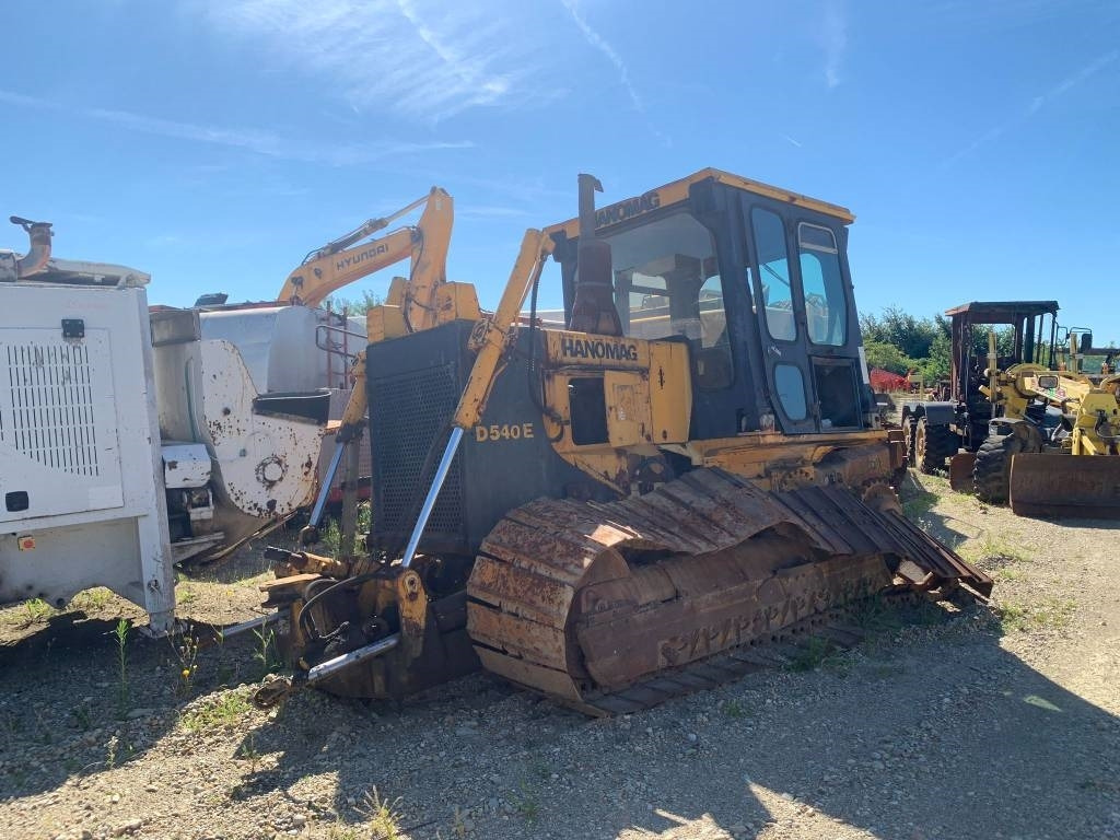 Hanomag D 540 E FOR PARTS - דחפור: תמונה 1 Hanomag D 540 E FOR PARTS - דחפור: תמונה 1