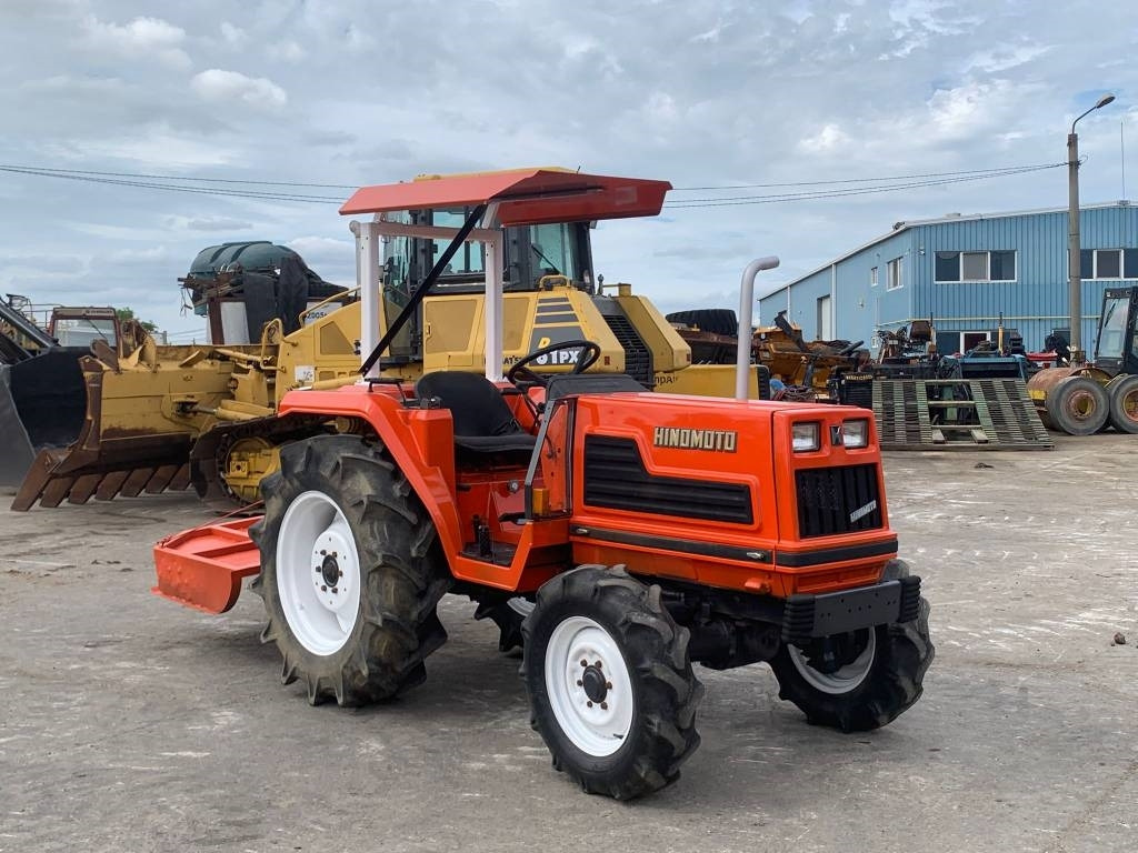Hinomoto BD150 - טרקטור חקלאי: תמונה 1 Hinomoto BD150 - טרקטור חקלאי: תמונה 1