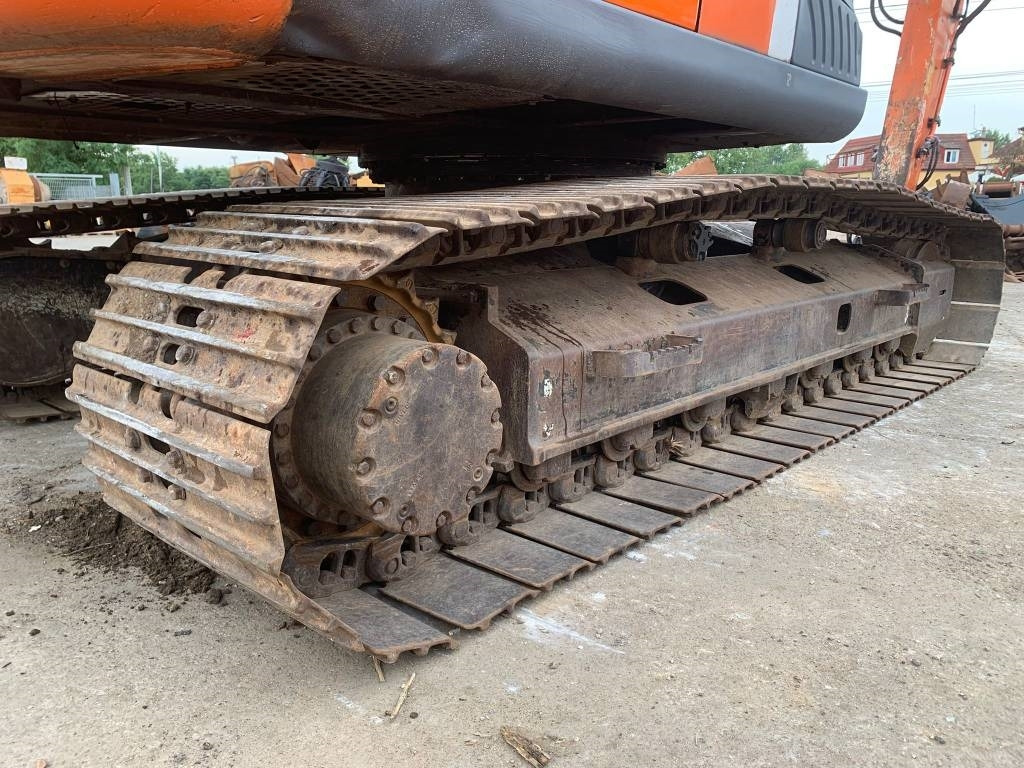 מחפר סורק Hitachi ZX 180 LC-3: תמונה 8