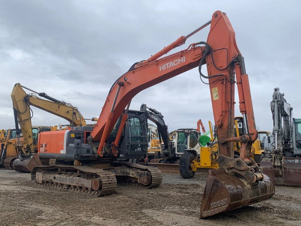 Hitachi ZX 250 LC N-3 - מחפר סורק: תמונה 4 Hitachi ZX 250 LC N-3 - מחפר סורק: תמונה 4