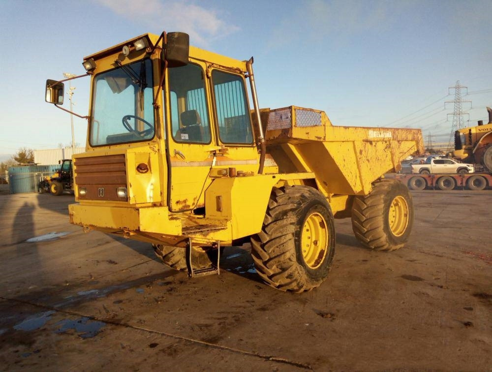 Hydrema MBC 4x4 - מסיר פסולת מפרקי: תמונה 1 Hydrema MBC 4x4 - מסיר פסולת מפרקי: תמונה 1