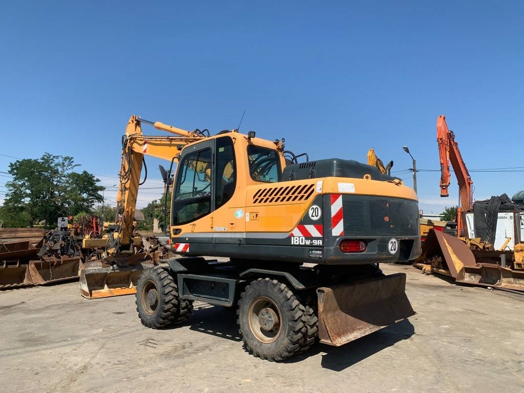 Hyundai Robex 180 W-9 A - מחפר גלגלים: תמונה 3 Hyundai Robex 180 W-9 A - מחפר גלגלים: תמונה 3