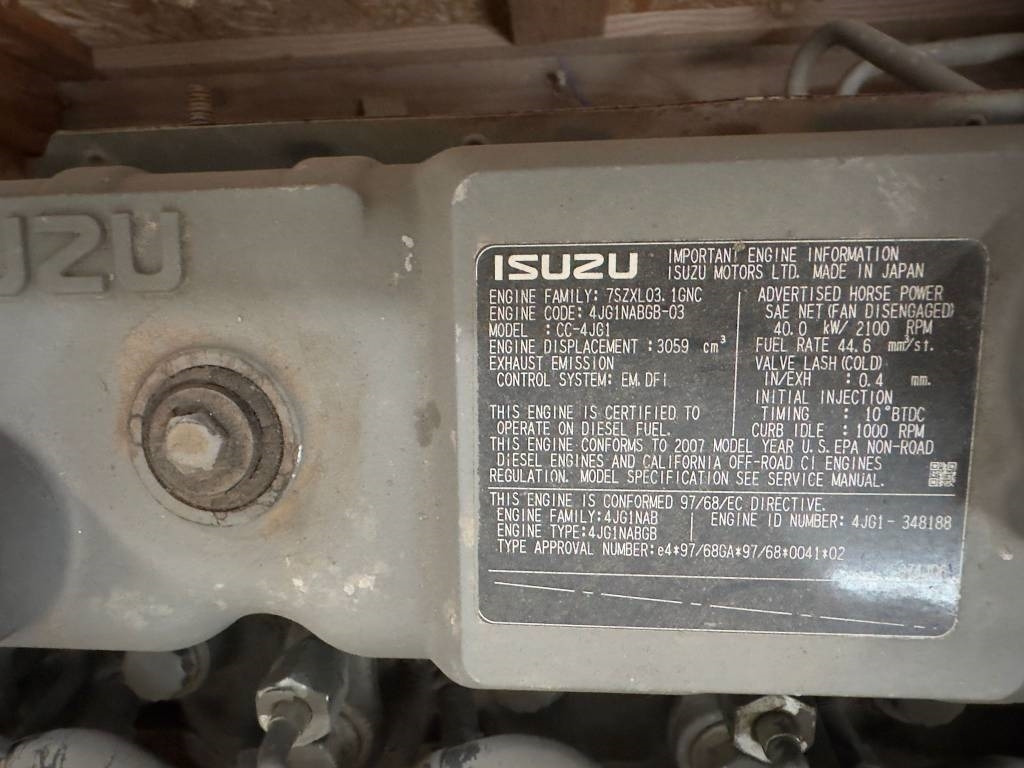 Isuzu CC-4JG1 ENGINE - מנוע עבור מכונת בנייה: תמונה 4 Isuzu CC-4JG1 ENGINE - מנוע עבור מכונת בנייה: תמונה 4