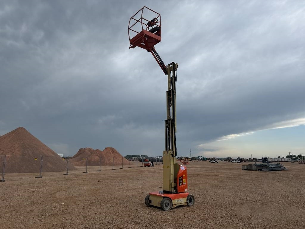 JLG Toucan 8 E - מעלית תורן אנכית: תמונה 1 JLG Toucan 8 E - מעלית תורן אנכית: תמונה 1