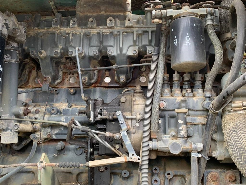 מסיר פסולת זוחל Komatsu CD 110 R-1: תמונה 10