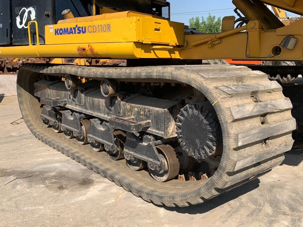 Komatsu CD 110 R-1 - מסיר פסולת זוחל: תמונה 4 Komatsu CD 110 R-1 - מסיר פסולת זוחל: תמונה 4