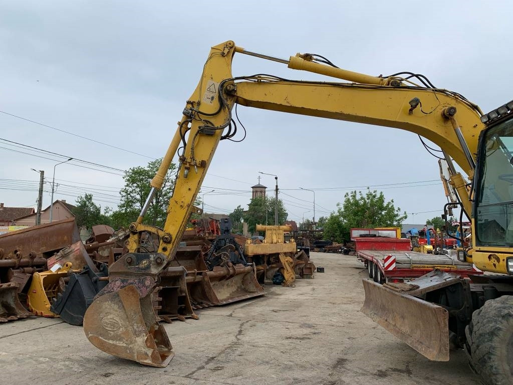 Komatsu PW 140-7 - מחפר גלגלים: תמונה 4 Komatsu PW 140-7 - מחפר גלגלים: תמונה 4
