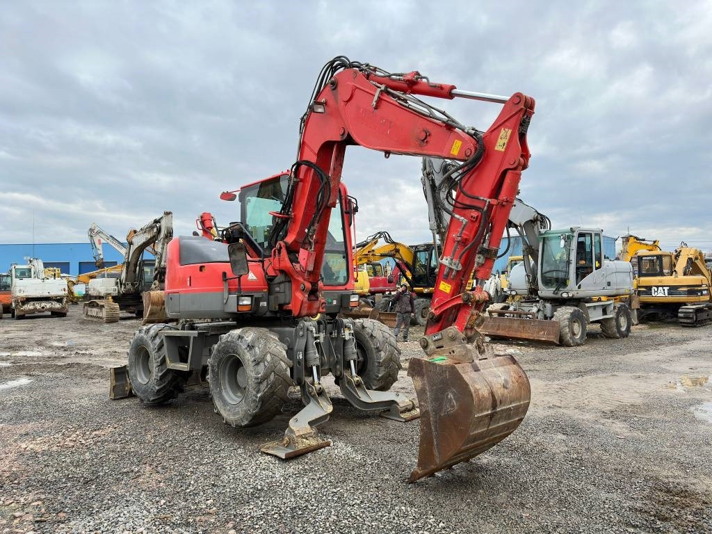 Komatsu PW98MR-8 - מחפר גלגלים: תמונה 2 Komatsu PW98MR-8 - מחפר גלגלים: תמונה 2