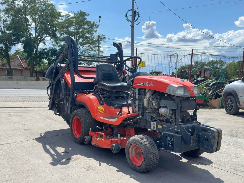 Kubota G 23-3HD - מכסחת גינה: תמונה 5 Kubota G 23-3HD - מכסחת גינה: תמונה 5