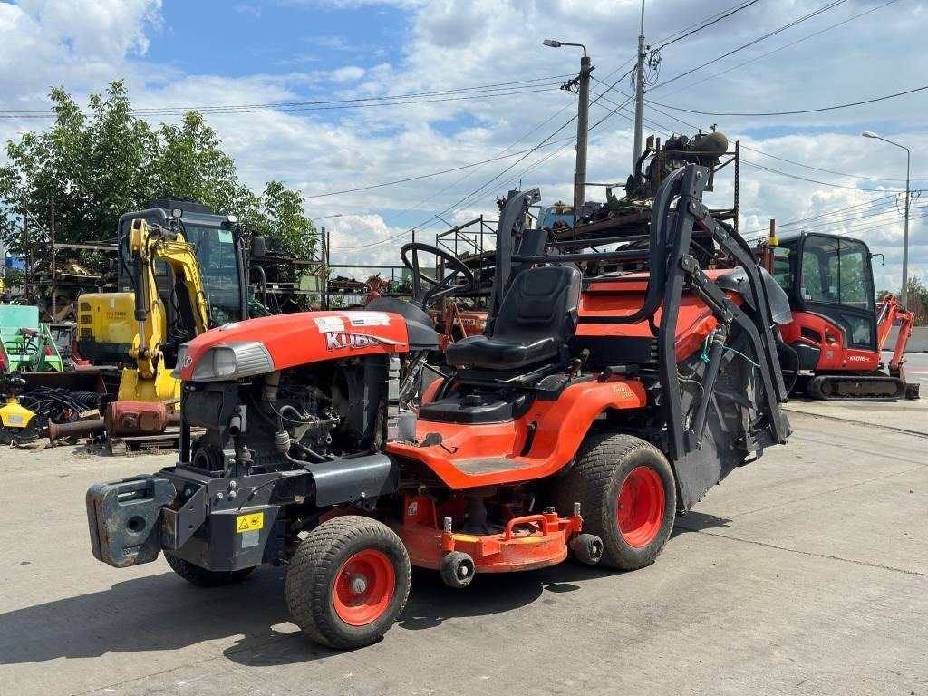 Kubota G 23-3HD - מכסחת גינה: תמונה 2 Kubota G 23-3HD - מכסחת גינה: תמונה 2