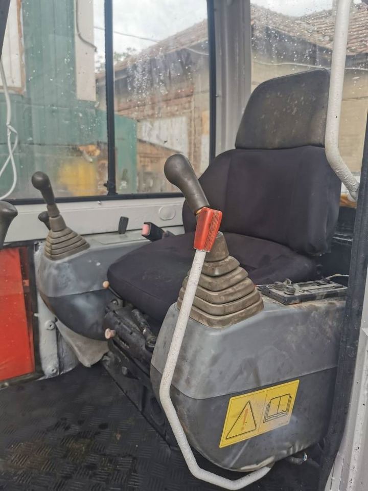 Kubota KX 71-2 - מיני מחפר: תמונה 5 Kubota KX 71-2 - מיני מחפר: תמונה 5