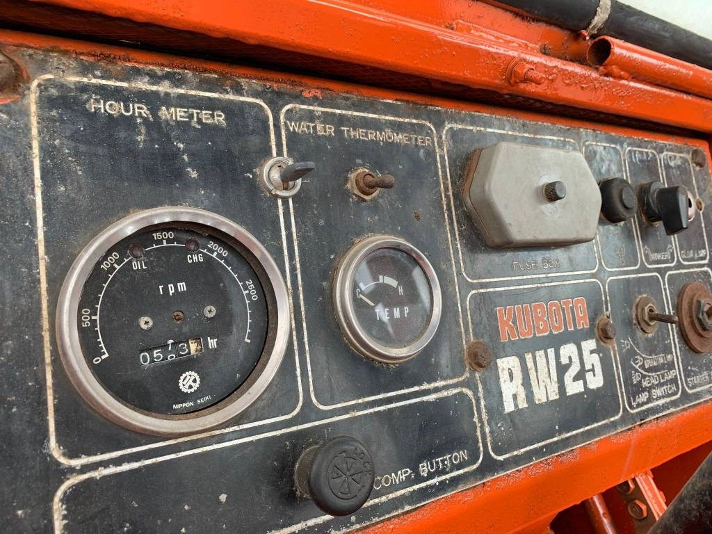 טרקטור חקלאי Kubota RW25: תמונה 9