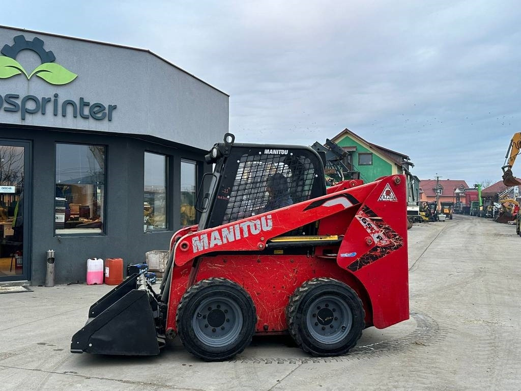 Manitou 1650R - מעמיס היגוי החלקה: תמונה 2 Manitou 1650R - מעמיס היגוי החלקה: תמונה 2