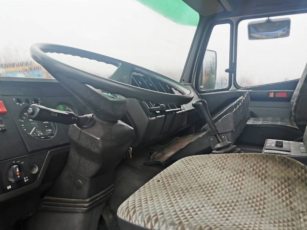 Mercedes-Benz 2426 - משאית ואקום: תמונה 5 Mercedes-Benz 2426 - משאית ואקום: תמונה 5