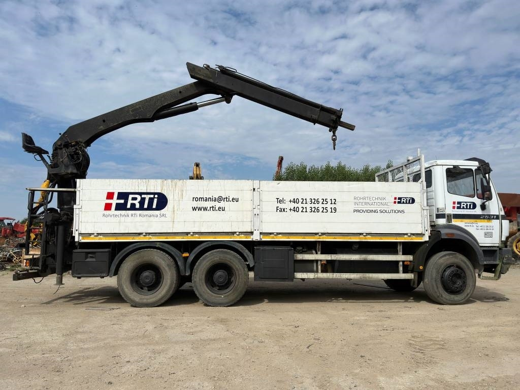 Mercedes-Benz 2531 - משאית מנוף, משאית צד נופל/ שטוחה: תמונה 2 Mercedes-Benz 2531 - משאית מנוף, משאית צד נופל/ שטוחה: תמונה 2