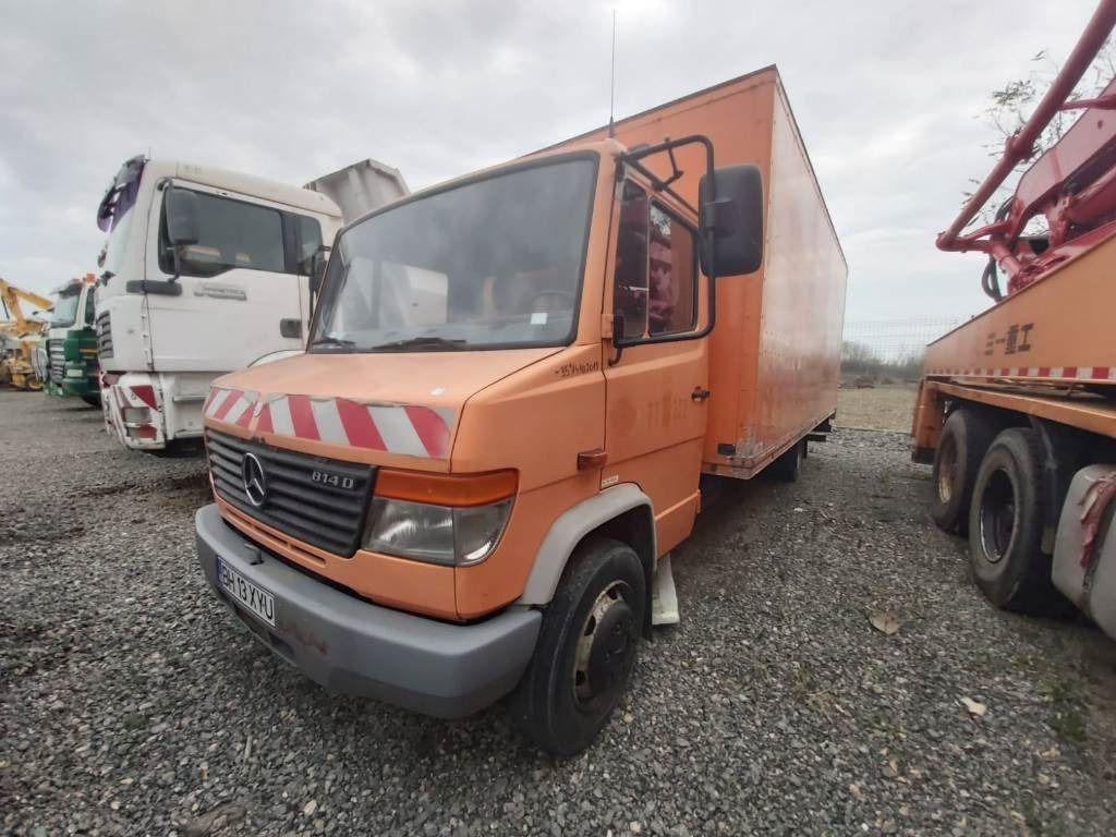 Mercedes-Benz 814D - משאית תיבה: תמונה 1 Mercedes-Benz 814D - משאית תיבה: תמונה 1