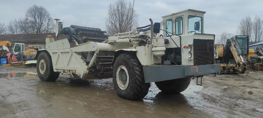 Michigan 110HT - מגרד: תמונה 2 Michigan 110HT - מגרד: תמונה 2