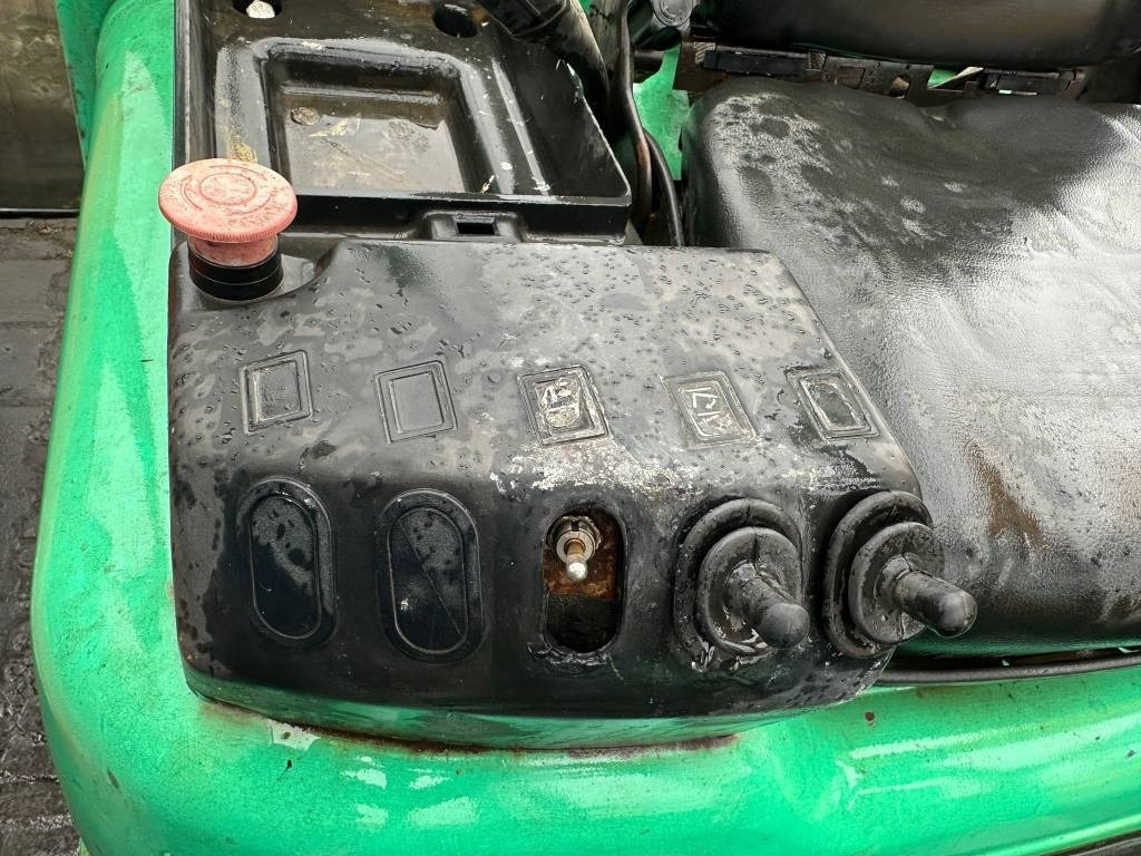 מלגזת סולר Mitsubishi FD15: תמונה 8