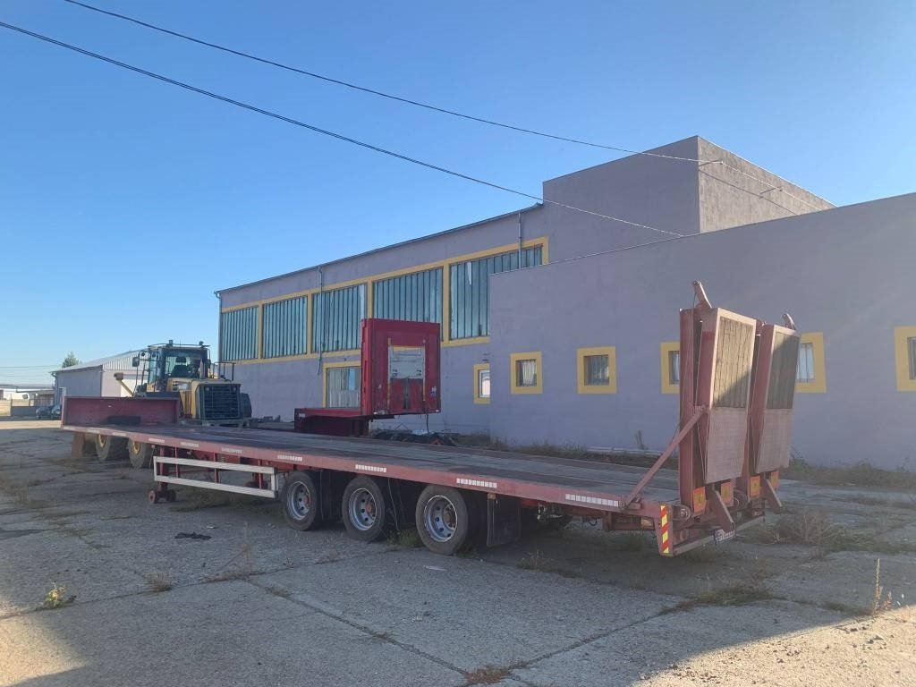 Montracon 3 Axles - סמיטריילר עם מטען נמוך: תמונה 2 Montracon 3 Axles - סמיטריילר עם מטען נמוך: תמונה 2