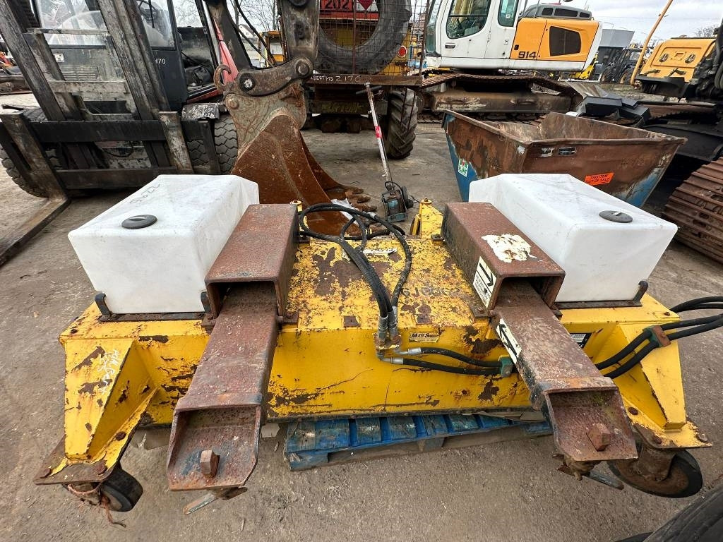 Multisweep 400C - מטאטא עבור מכונת בנייה: תמונה 2 Multisweep 400C - מטאטא עבור מכונת בנייה: תמונה 2