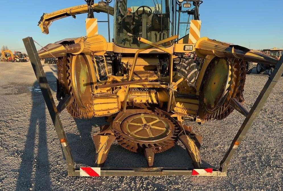 New Holland FX 300 - מקצרת קומבינה: תמונה 4 New Holland FX 300 - מקצרת קומבינה: תמונה 4
